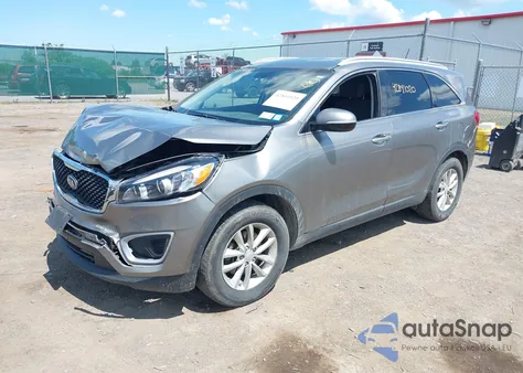 2017 Kia Sorento 2.4L Lx из США, поврежденный, VIN 5XYPG4A38HG296904